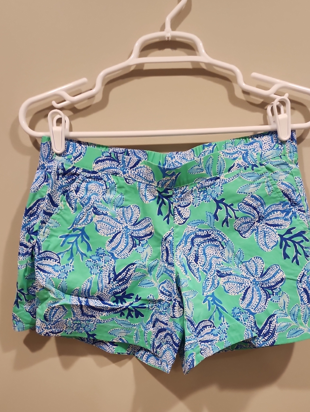 Lilly Pulitzer Aqua and Blue Floral Athletic Shorts, Size XS